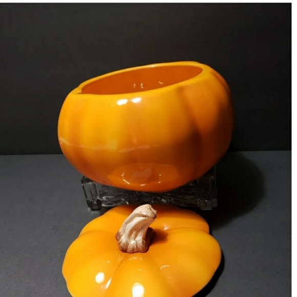 TELEFLORA GIFT Fall Pumpkin Cookie/Candy Jar With Lid - Picture 2 of 9